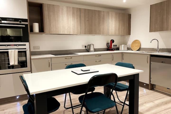 Lovely 3 Bedroom Apartment With Private Garden In Edinburgh City Centre Exteriér fotografie
